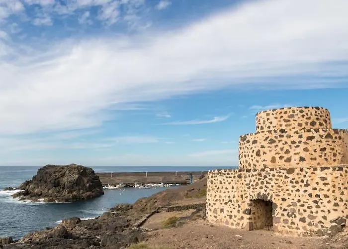 Casa Corralito - 2 Bedrooms, Rooftop Sea View *